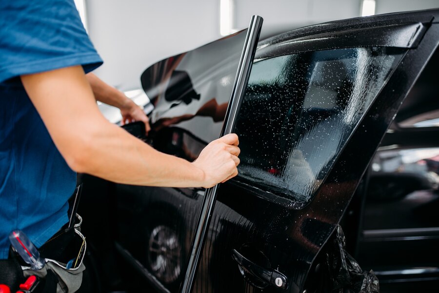 tinted auto glass installing procedure